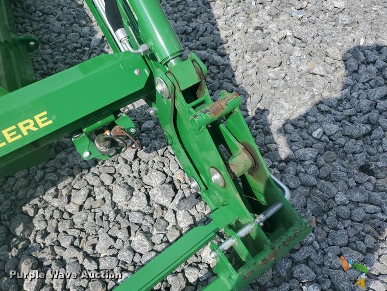 image for item YA5297 2024 John Deere 520M loader