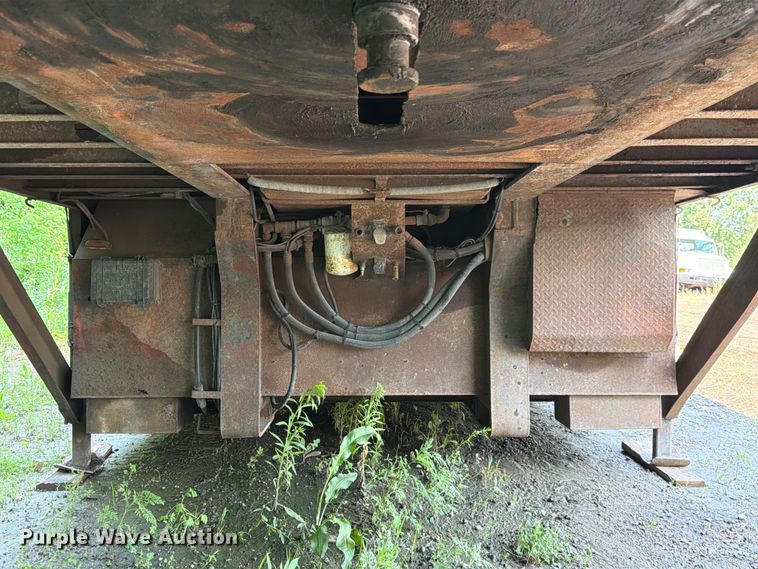image for item DQ7938 1986 Aztec NVCH car carrier