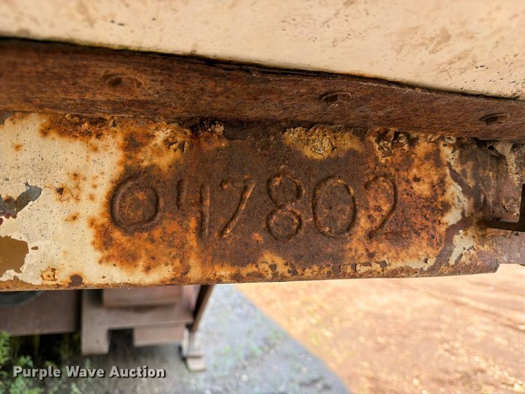 image for item DQ7938 1986 Aztec NVCH car carrier
