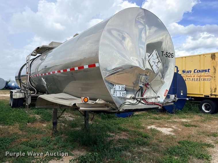 image for item DU1541 1998 Polar fuel trailer