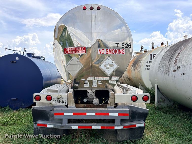 image for item DU1541 1998 Polar fuel trailer