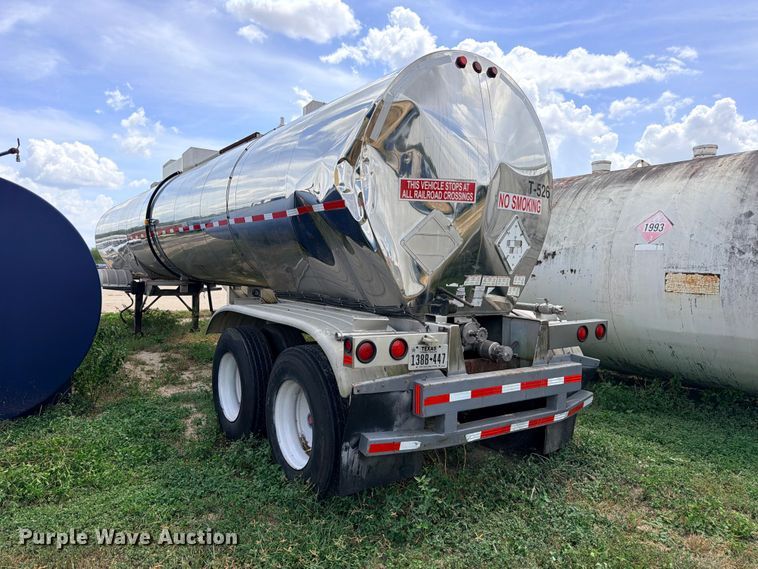 image for item DU1541 1998 Polar fuel trailer