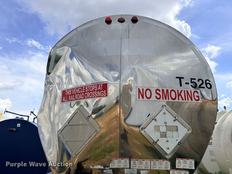 image for item DU1541 1998 Polar fuel trailer