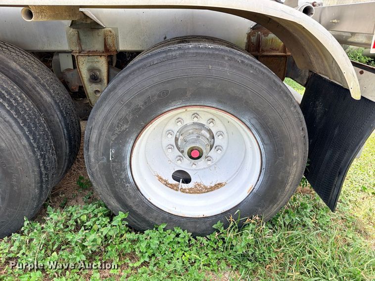 image for item DU1541 1998 Polar fuel trailer