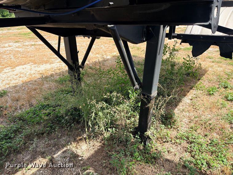 image for item DU1542 1979 Fruehauf TEH-F2-P 7000 fuel trailer