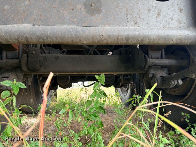 image for item DU1542 1979 Fruehauf TEH-F2-P 7000 fuel trailer