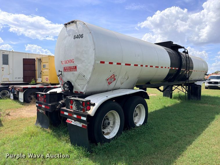 image for item DU1543 1988 Fruehauf TEH-F2-R fuel trailer