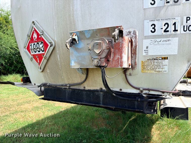 image for item DU1543 1988 Fruehauf TEH-F2-R fuel trailer