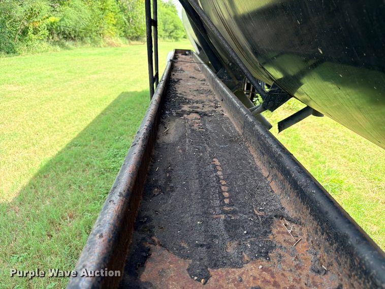 image for item DU1543 1988 Fruehauf TEH-F2-R fuel trailer
