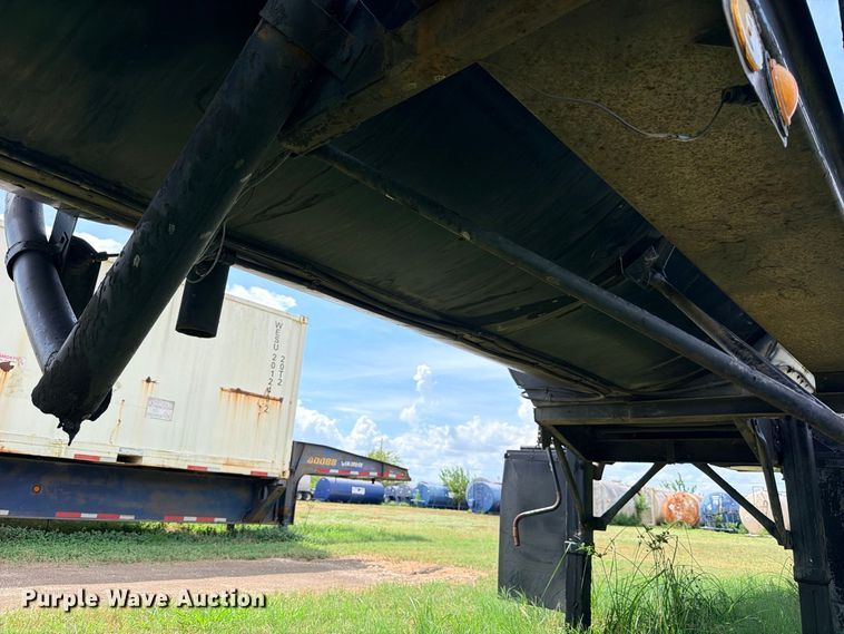 image for item DU1543 1988 Fruehauf TEH-F2-R fuel trailer