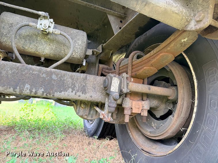 image for item DU1543 1988 Fruehauf TEH-F2-R fuel trailer