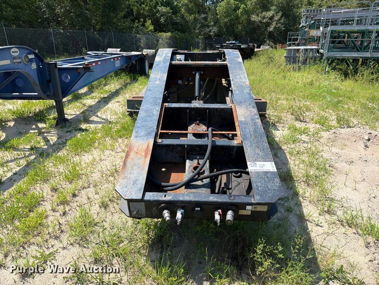 image for item DV7307 2006 Trail King lowboy equipment trailer