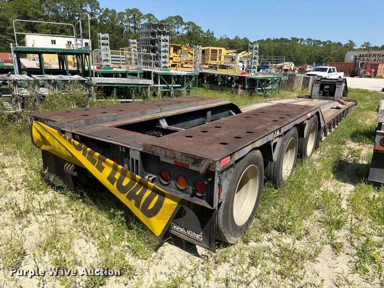 image for item DV7307 2006 Trail King lowboy equipment trailer