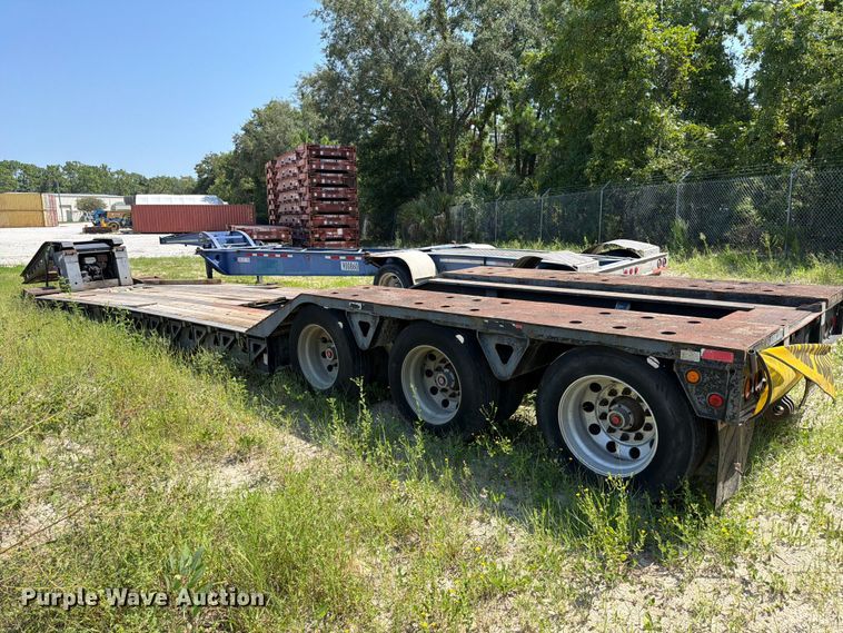 image for item DV7307 2006 Trail King lowboy equipment trailer