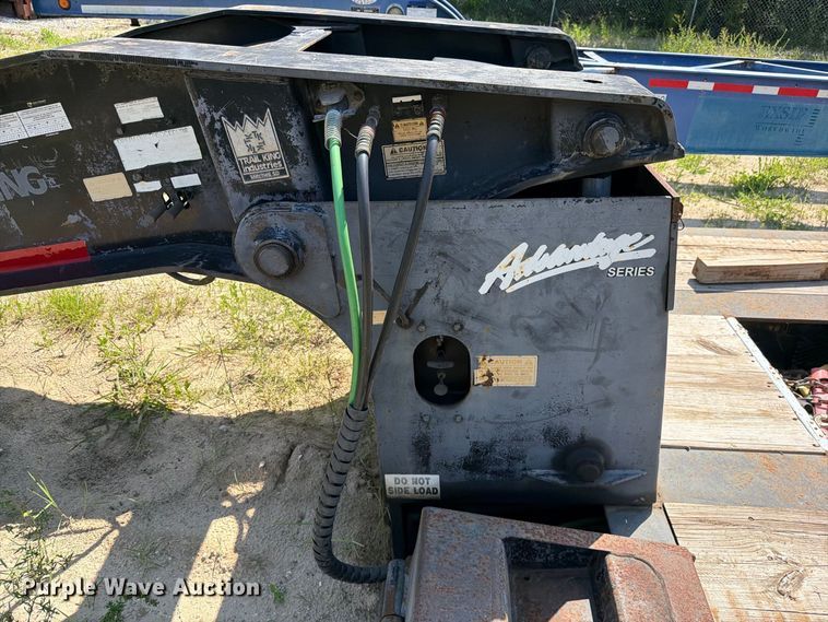 image for item DV7307 2006 Trail King lowboy equipment trailer