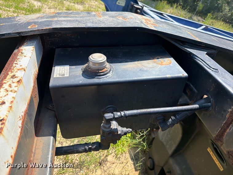 image for item DV7307 2006 Trail King lowboy equipment trailer