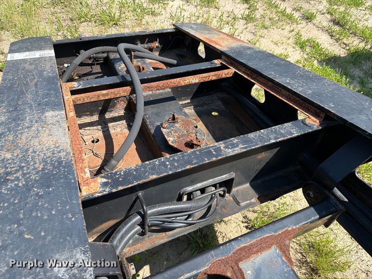 image for item DV7307 2006 Trail King lowboy equipment trailer
