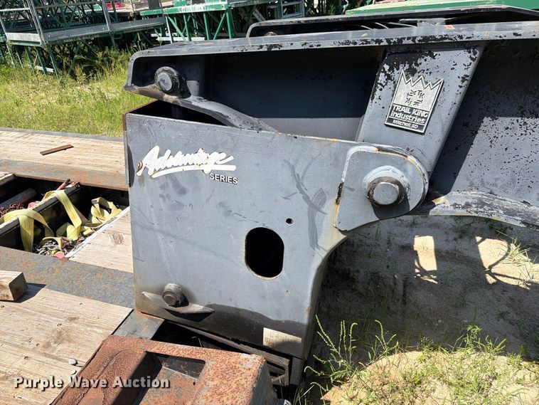 image for item DV7307 2006 Trail King lowboy equipment trailer