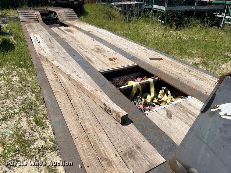 image for item DV7307 2006 Trail King lowboy equipment trailer