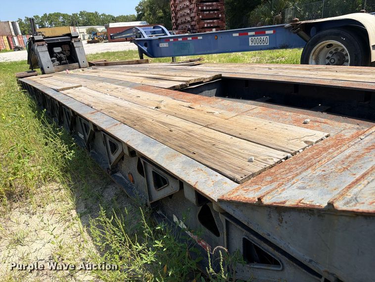image for item DV7307 2006 Trail King lowboy equipment trailer