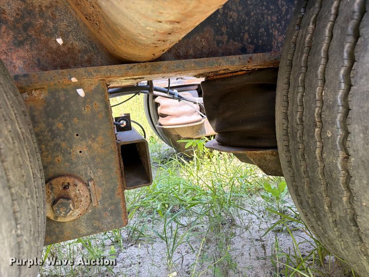 image for item DV7307 2006 Trail King lowboy equipment trailer