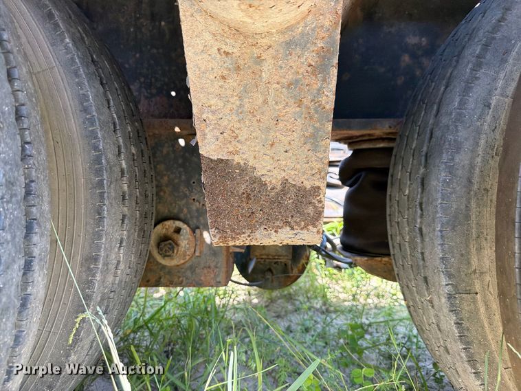 image for item DV7307 2006 Trail King lowboy equipment trailer