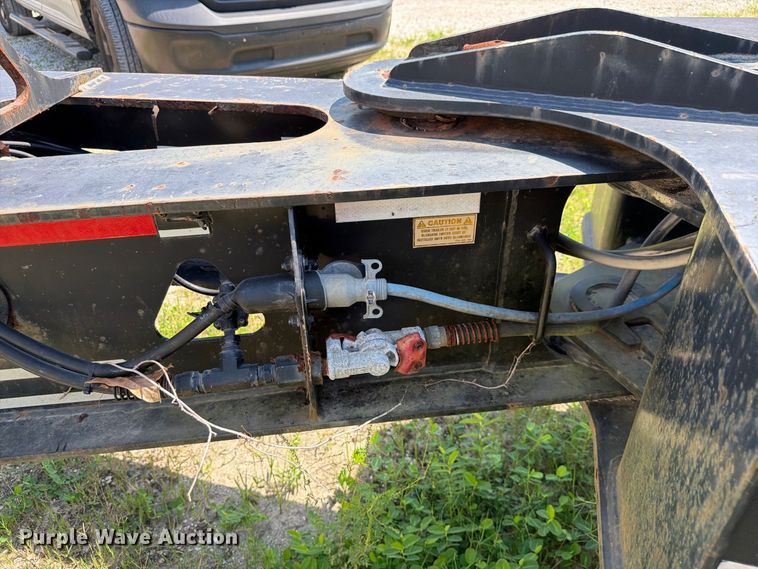 image for item DV7307 2006 Trail King lowboy equipment trailer