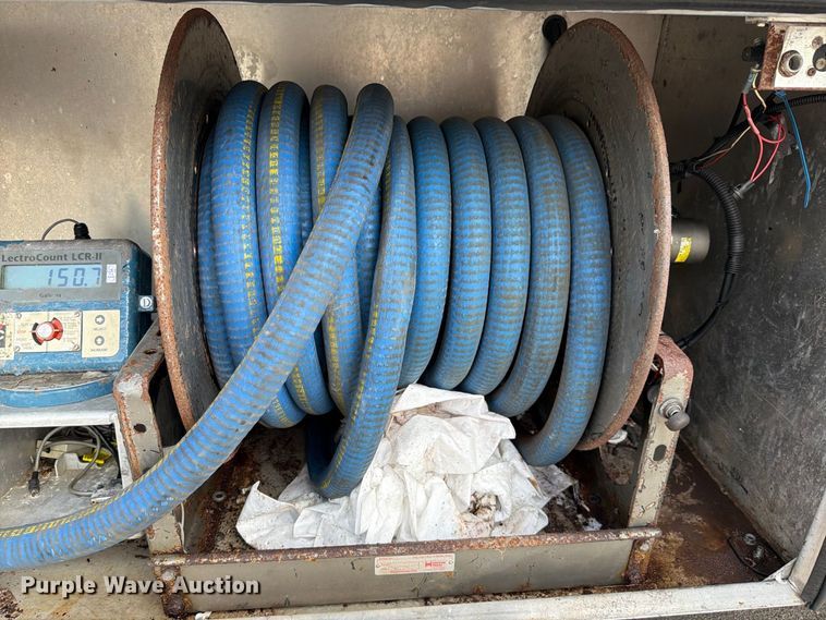 image for item DV7389 2010 Kenworth T370 box truck