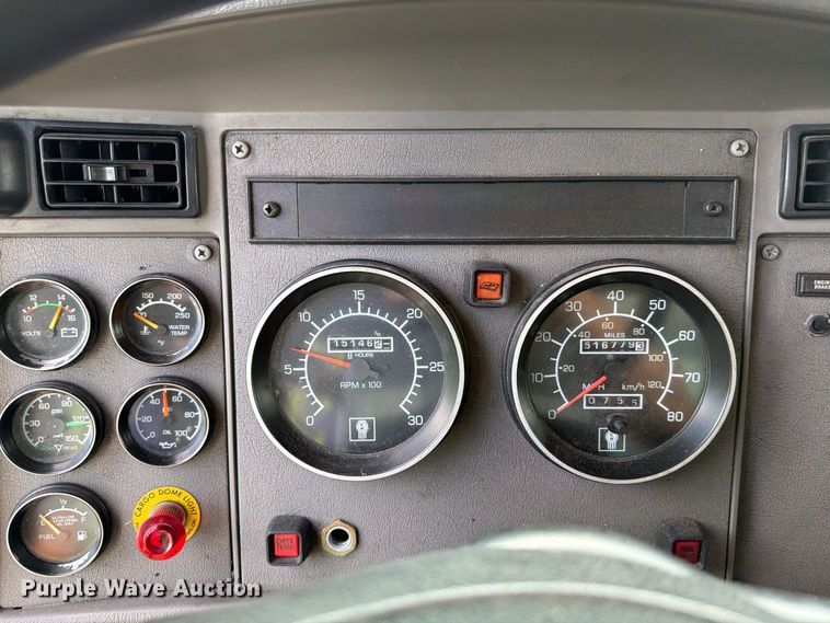 image for item DV7389 2010 Kenworth T370 box truck
