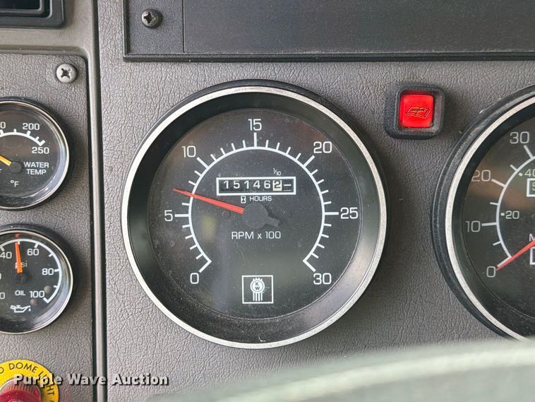 image for item DV7389 2010 Kenworth T370 box truck