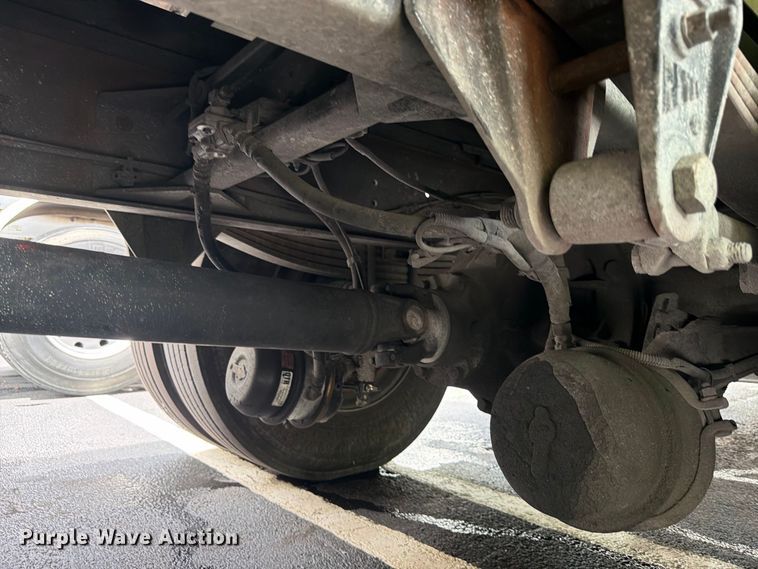 image for item DV7389 2010 Kenworth T370 box truck