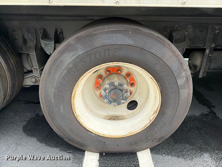image for item DV7389 2010 Kenworth T370 box truck