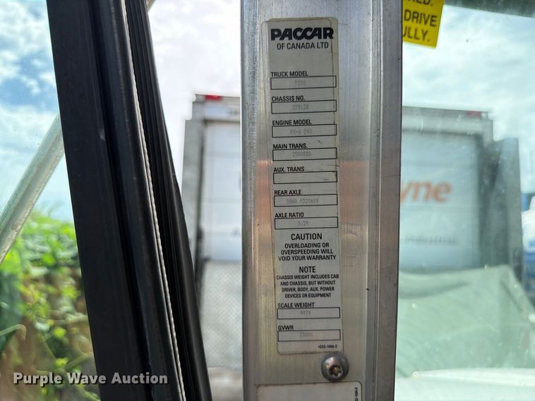 image for item DV7389 2010 Kenworth T370 box truck