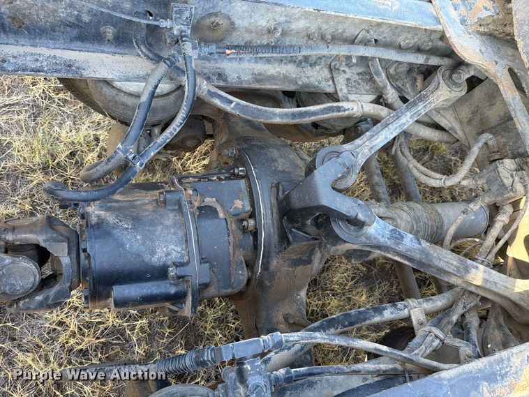 image for item DV8629 2001 Kenworth T800 semi truck