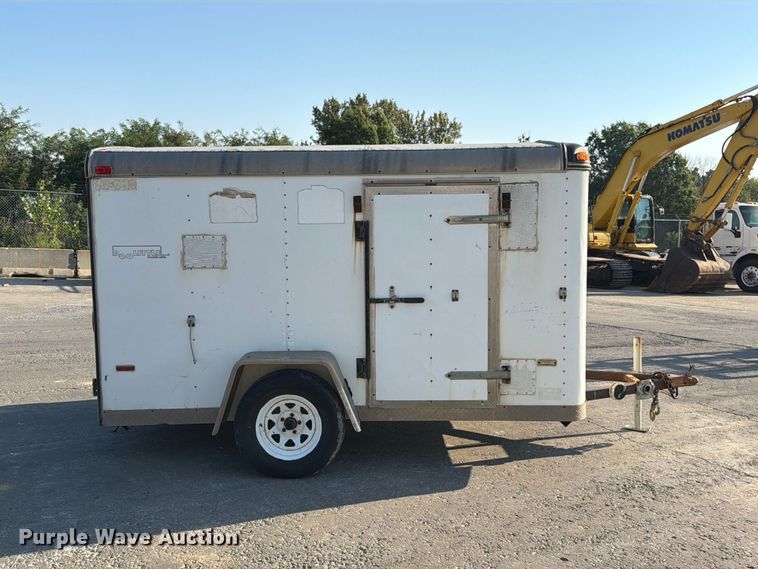 image for item DZ4688 1998 Doolittle enclosed cargo trailer