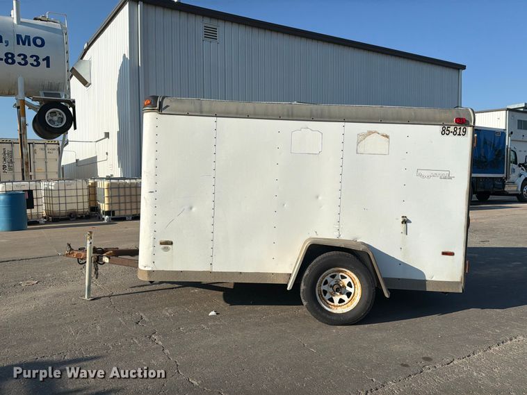 image for item DZ4688 1998 Doolittle enclosed cargo trailer
