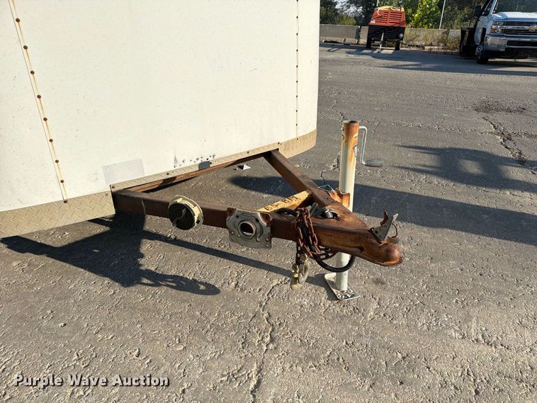 image for item DZ4688 1998 Doolittle enclosed cargo trailer