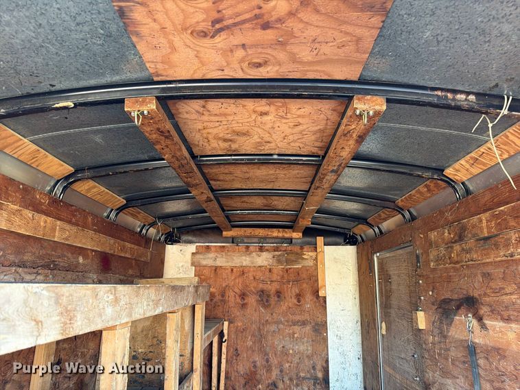 image for item DZ4688 1998 Doolittle enclosed cargo trailer