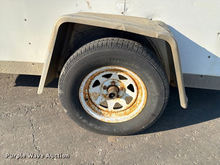 image for item DZ4688 1998 Doolittle enclosed cargo trailer