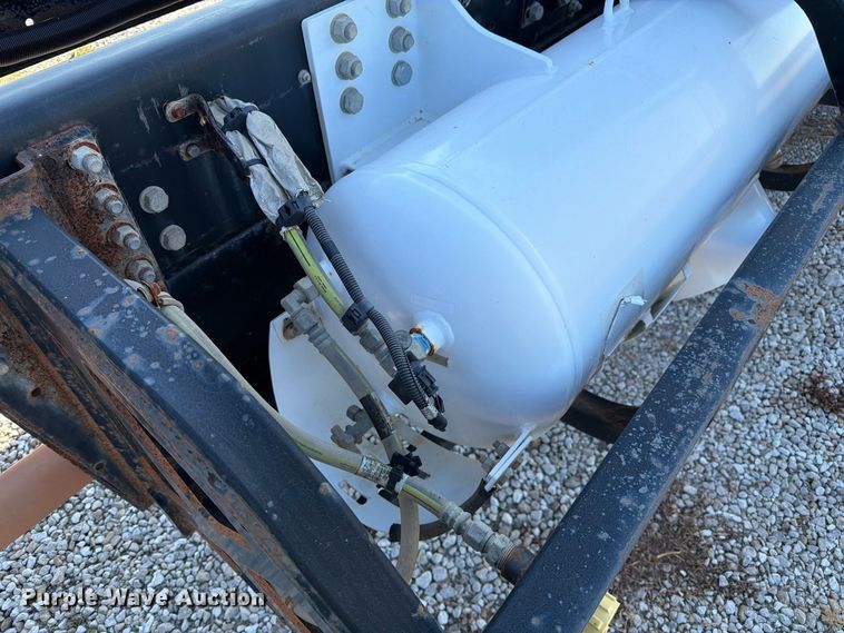 image for item DZ4714 2020 Freightliner S2G truck cab and chassis