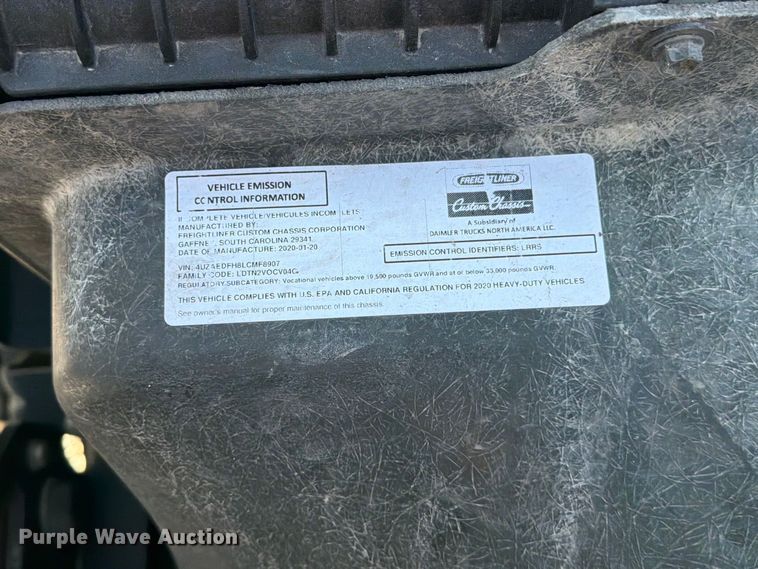 image for item DZ4714 2020 Freightliner S2G truck cab and chassis