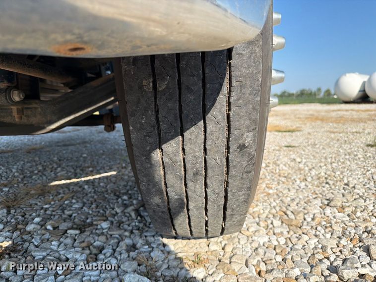 image for item DZ4714 2020 Freightliner S2G truck cab and chassis