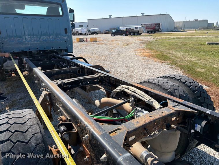 image for item DZ4716 2020 Freightliner S2G truck cab and chassis