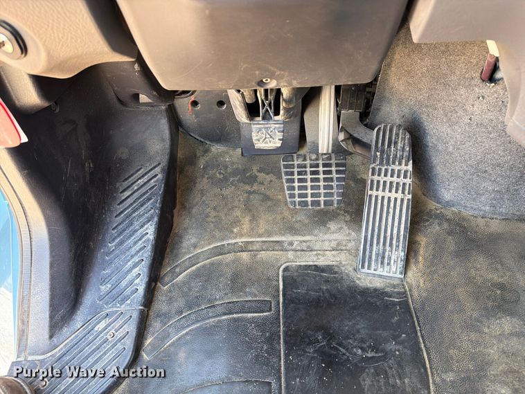 image for item DZ4716 2020 Freightliner S2G truck cab and chassis
