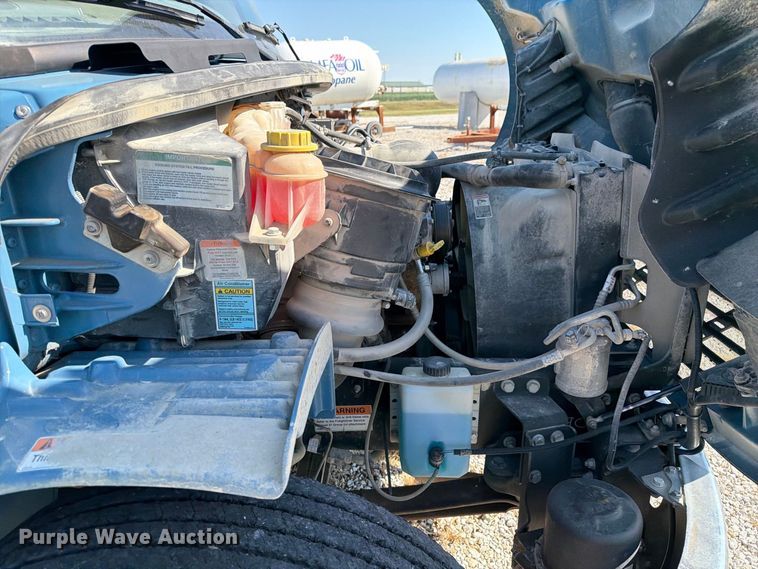 image for item DZ4716 2020 Freightliner S2G truck cab and chassis