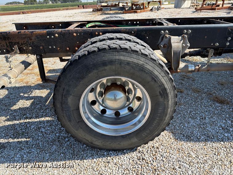 image for item DZ4716 2020 Freightliner S2G truck cab and chassis