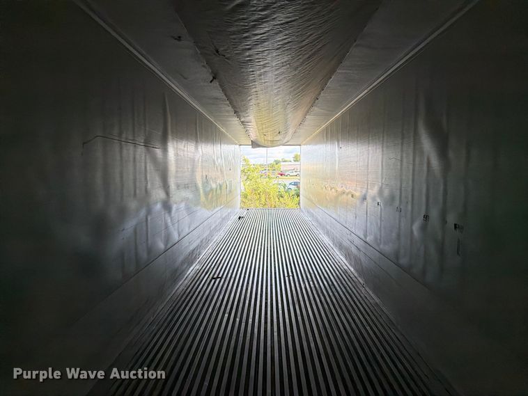 image for item DZ4769 2013 Wabash RFALHSA refrigerated van trailer