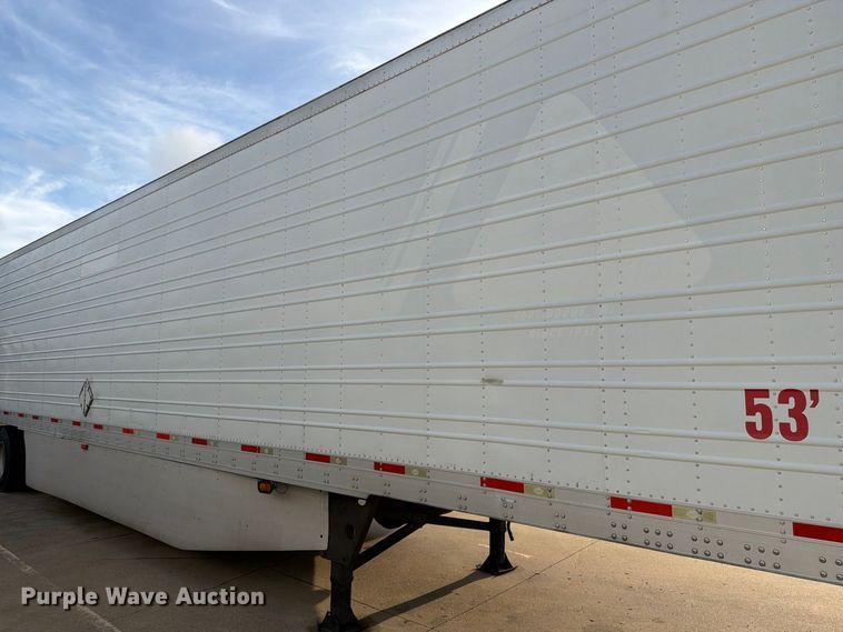 image for item DZ4770 2010 Utility VS2RA refrigerated van trailer