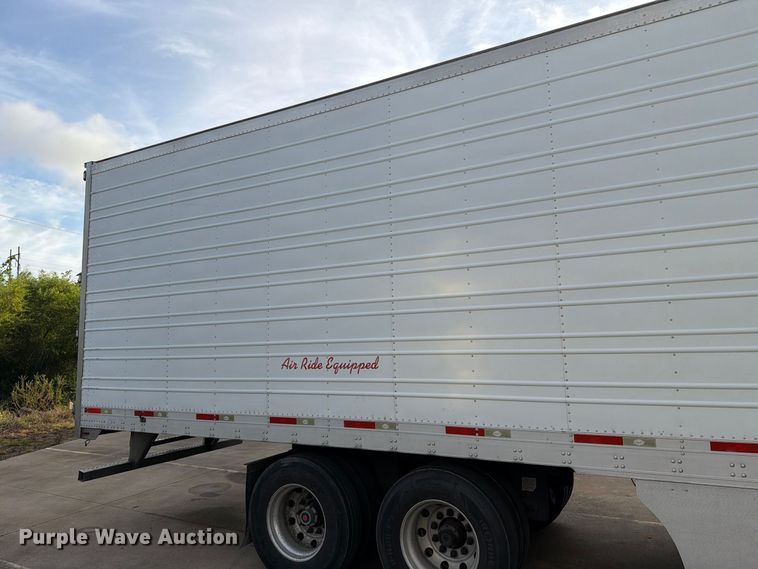 image for item DZ4770 2010 Utility VS2RA refrigerated van trailer