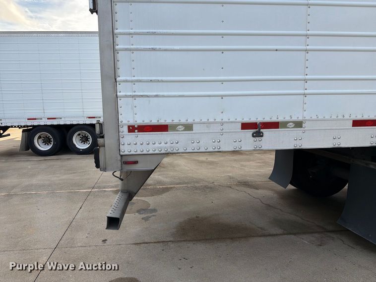 image for item DZ4770 2010 Utility VS2RA refrigerated van trailer